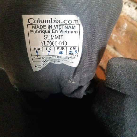 Columbia Summit Winter Hiking Boots Women's size 9 - Picture 2 of 7